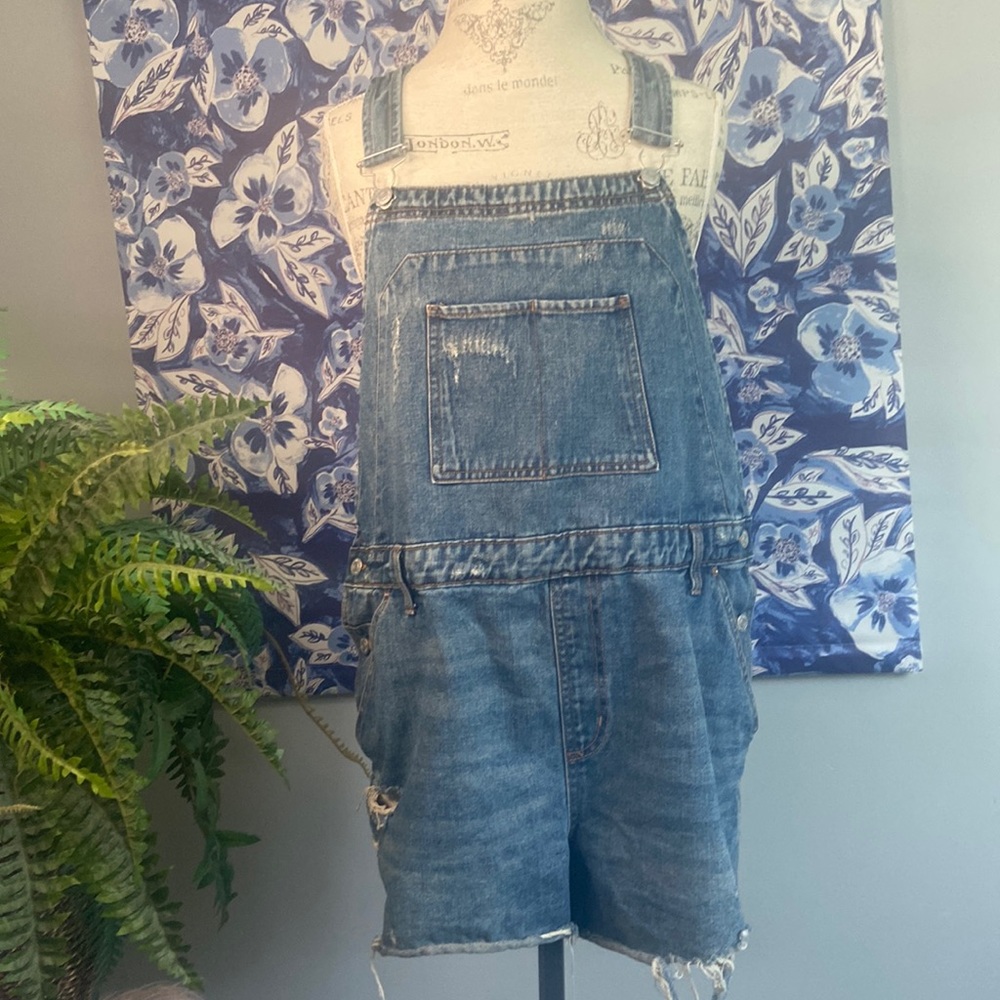 Wild Fable XXL Blue Denim Short Overalls Distressed Pockets Side Buttons